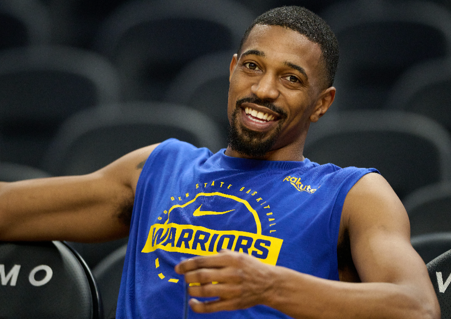 棋牌游戏-勇士101-97太阳迎3喜1忧！梅尔顿成宝贝，桑托斯蜕变，格林太烂了